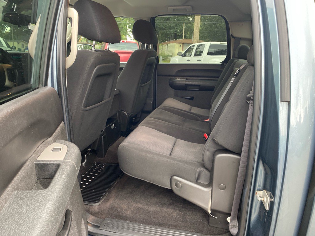 2011 Chevrolet Silverado 1500 Image 11