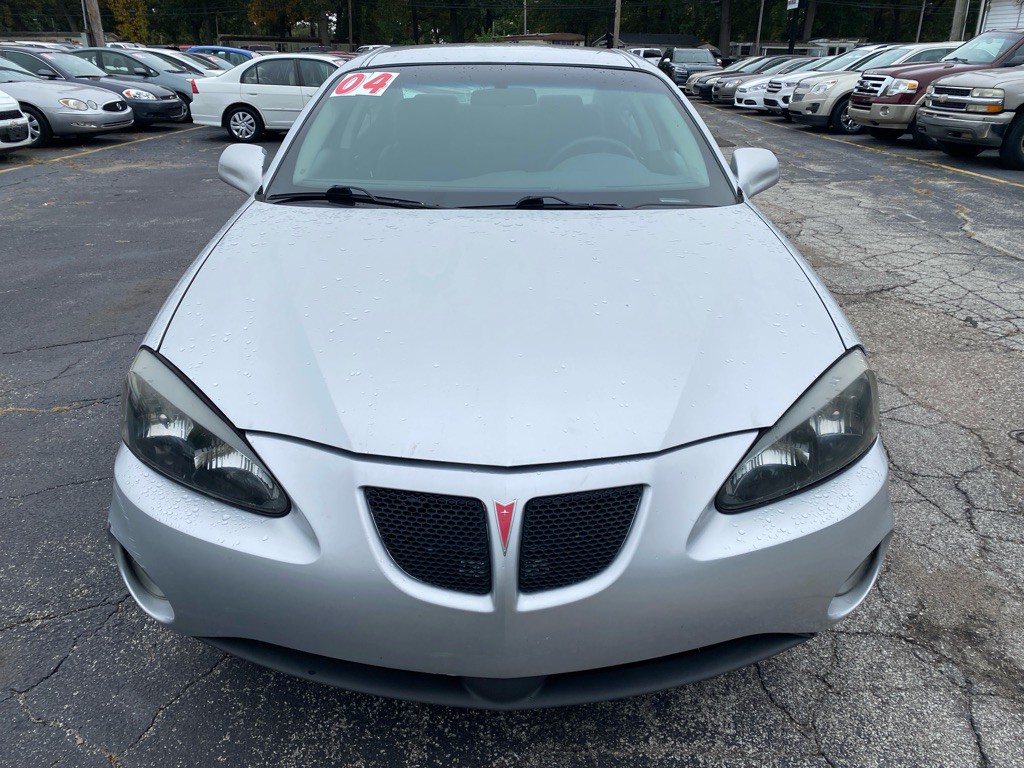 2004 Pontiac Grand Prix Image 6