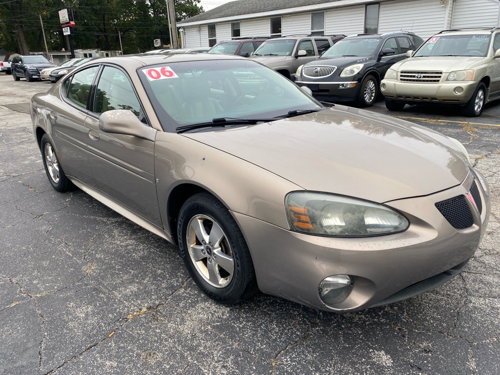 2006 Pontiac Grand Prix Image 5