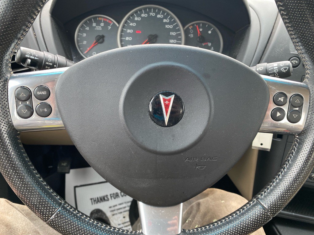 2006 Pontiac Grand Prix Image 14
