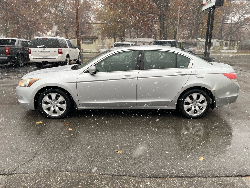 2008 Honda Accord Image 2