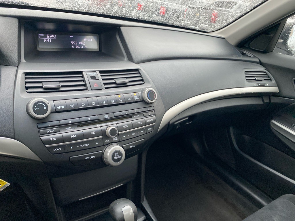 2008 Honda Accord Image 12