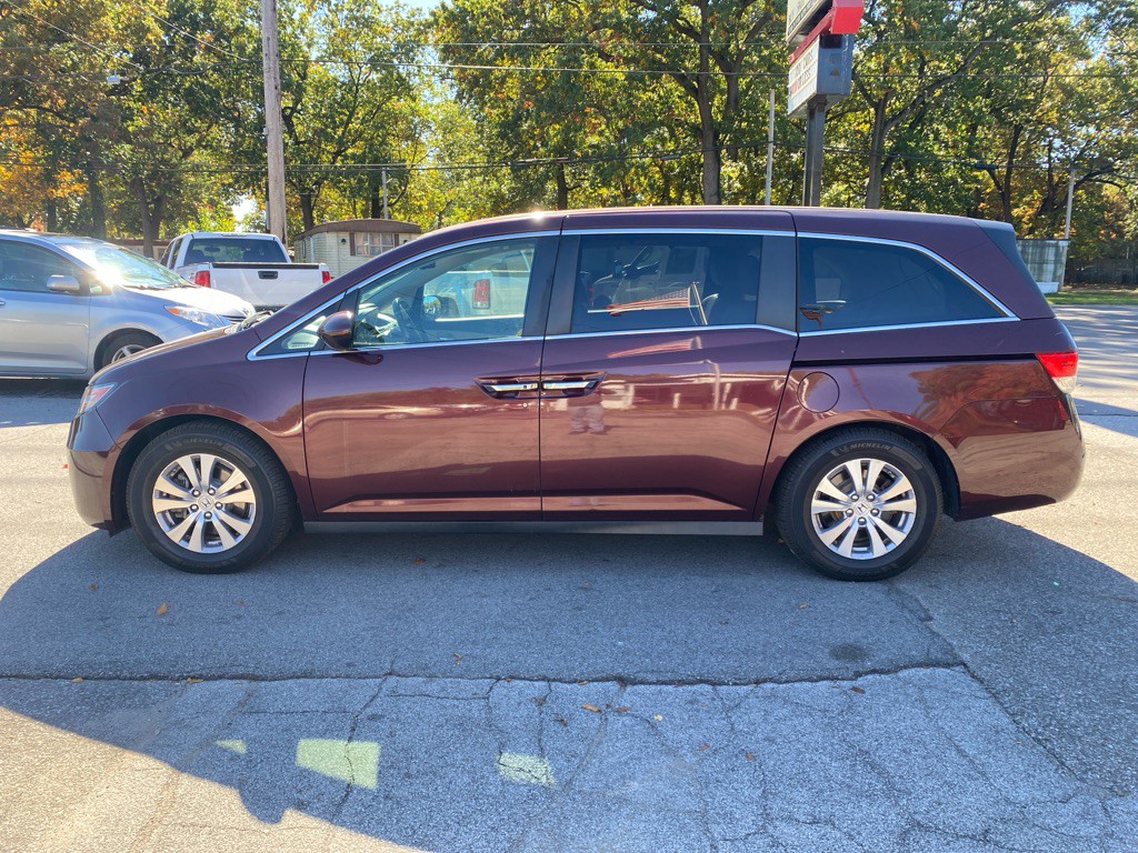2014 Honda Odyssey Image 2