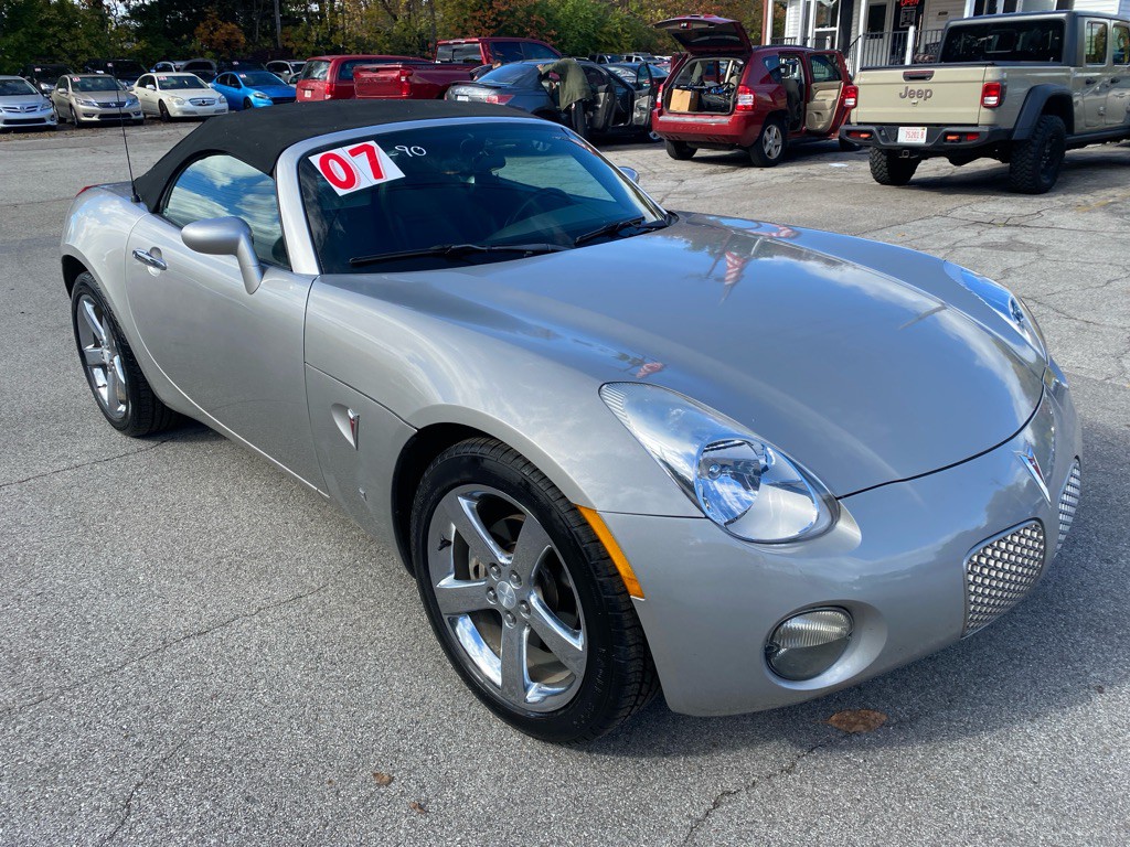 2007 Pontiac Solstice Image 5