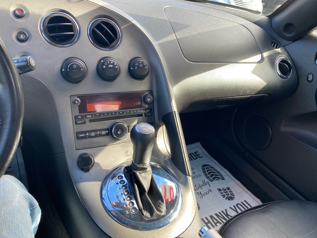 2007 Pontiac Solstice Image 10