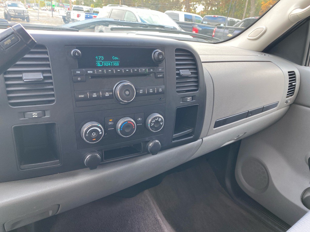 2008 Chevrolet Silverado 1500 Image 12