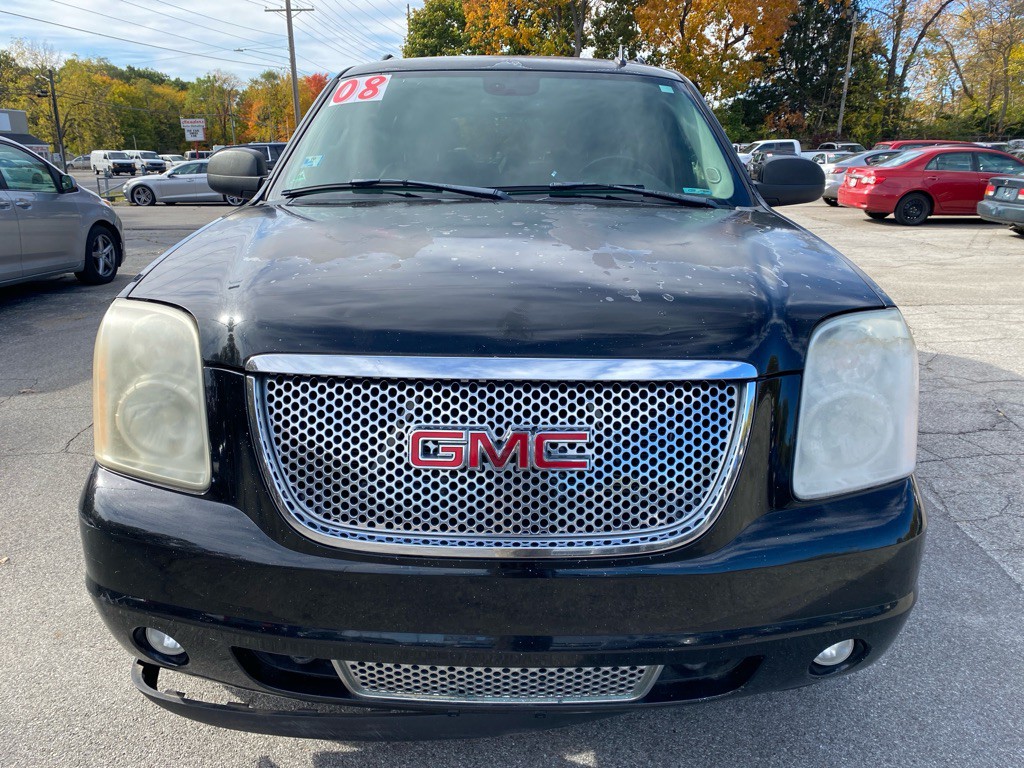2008 GMC Yukon Image 6