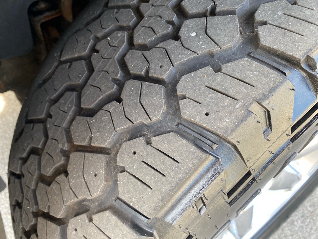 2008 GMC Yukon Image 8