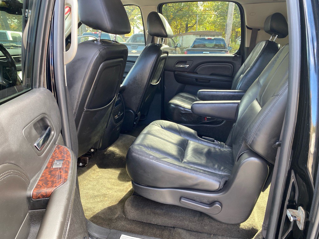 2008 GMC Yukon Image 10