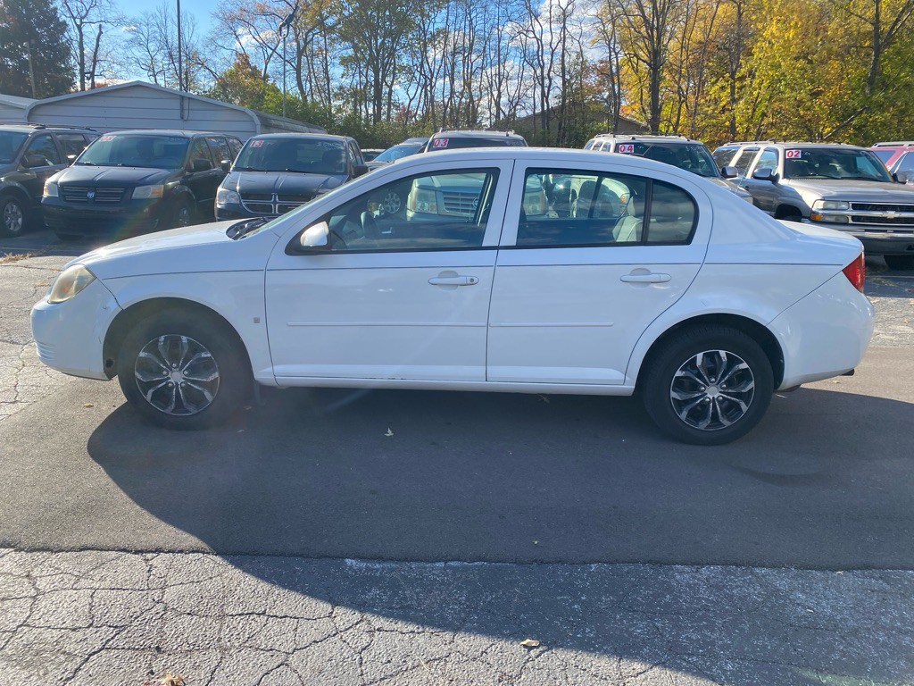 2009 Chevrolet Cobalt Image 2