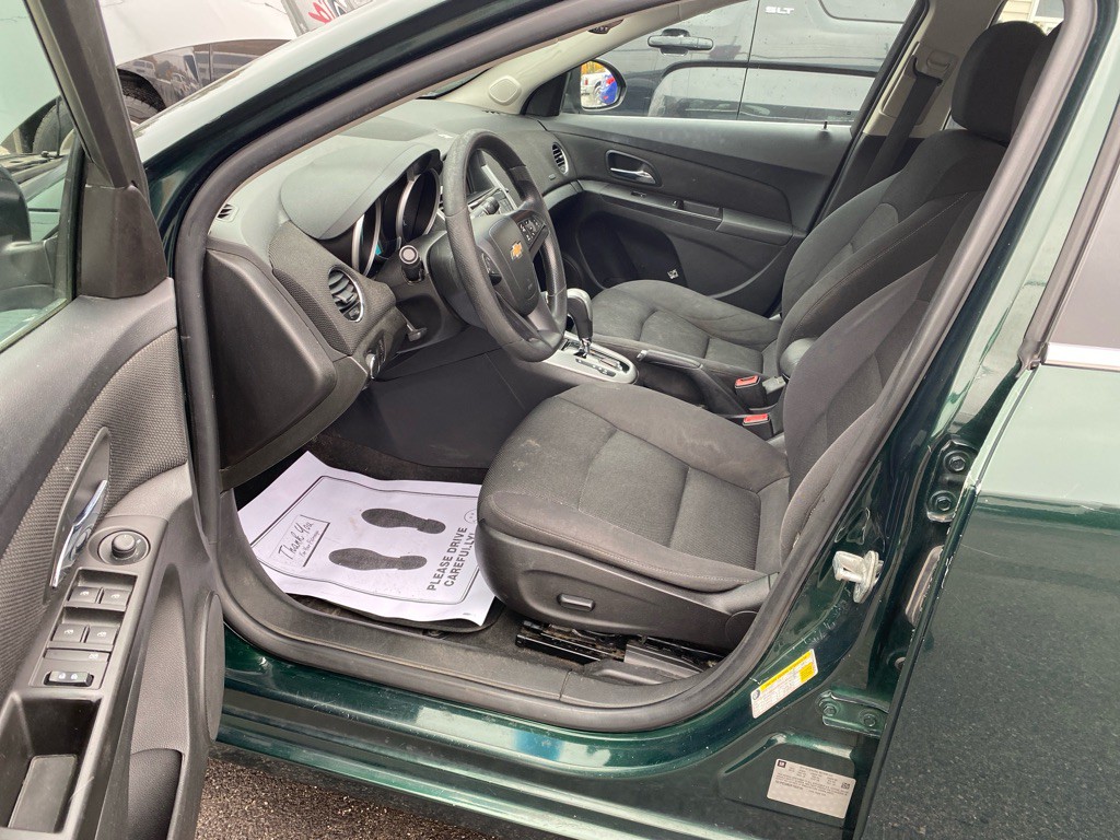 2015 Chevrolet Cruze Image 9