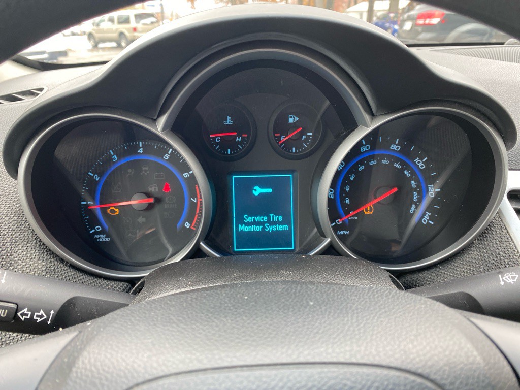 2015 Chevrolet Cruze Image 14