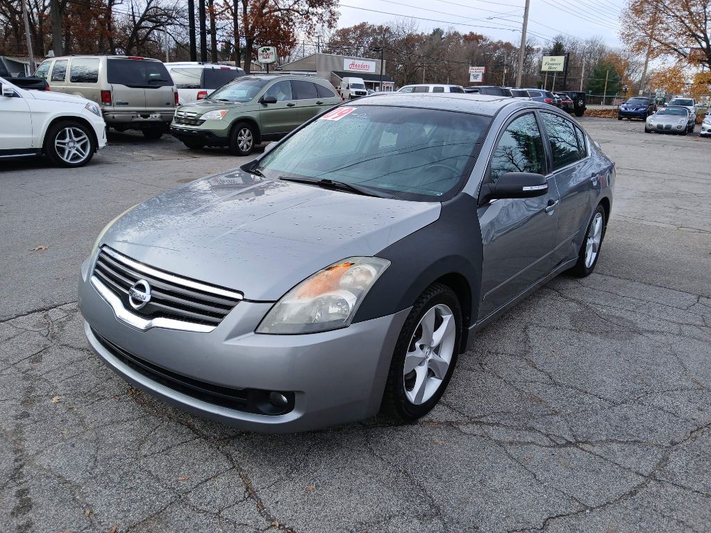 2009 Nissan Altima Image 1