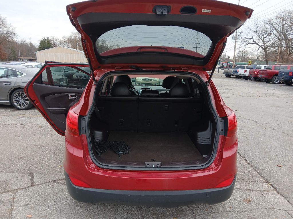 2012 Hyundai Tucson Image 8