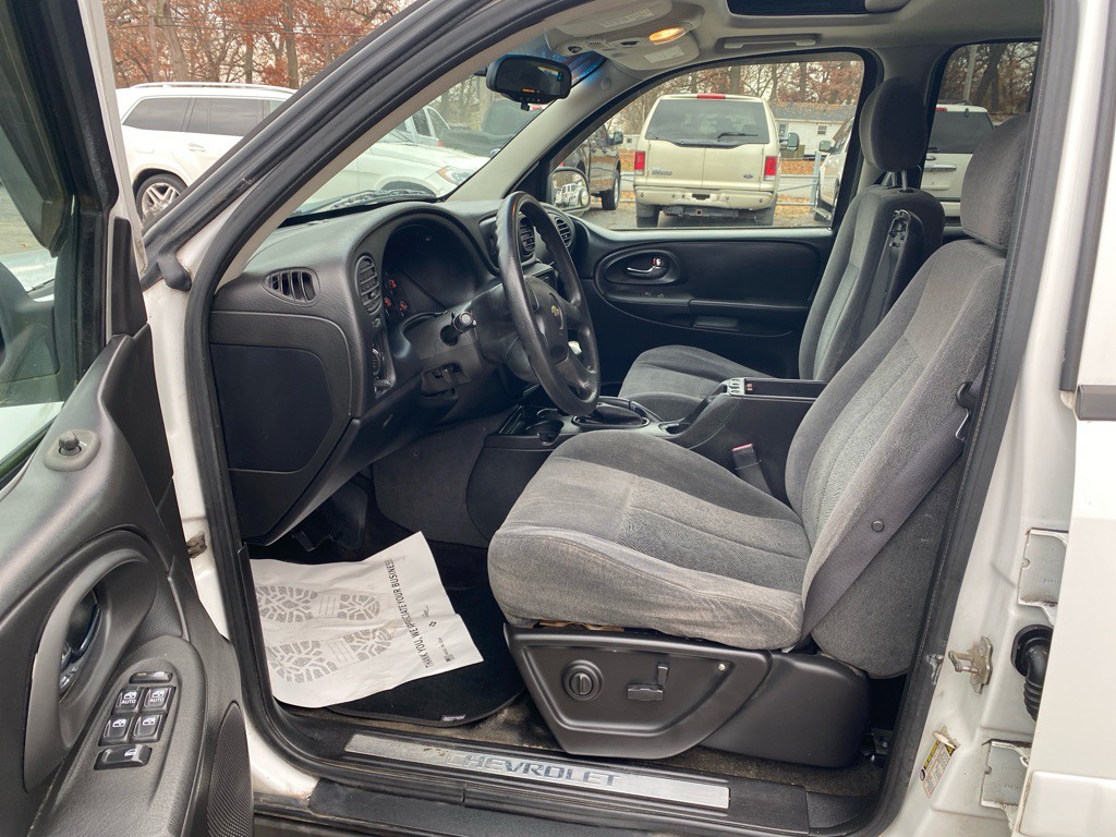 2005 Chevrolet Trailblazer Image 9