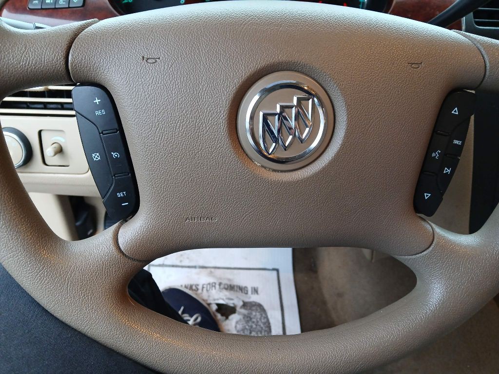 2006 Buick Lucerne Image 9
