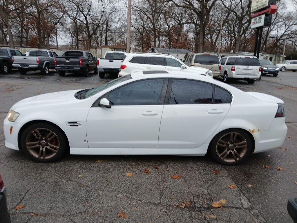 2008 Pontiac G8 Image 1
