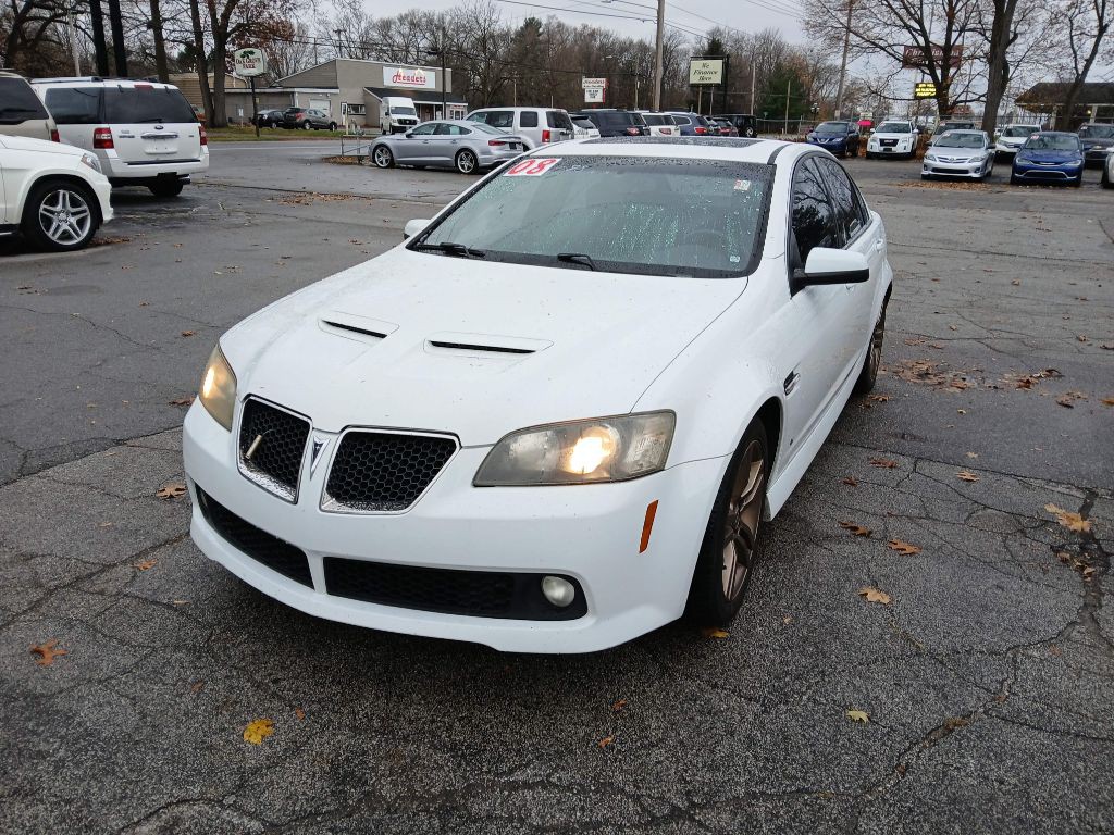 2008 Pontiac G8 Image 3