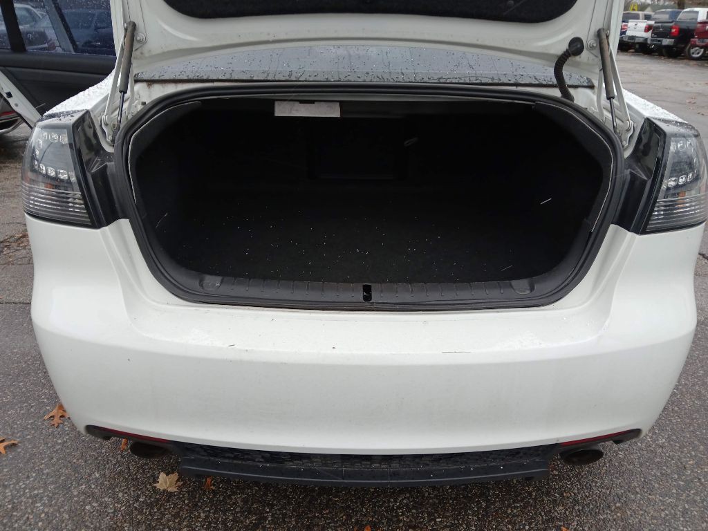 2008 Pontiac G8 Image 14