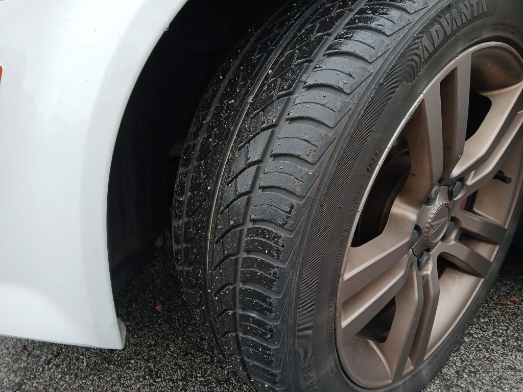 2008 Pontiac G8 Image 18