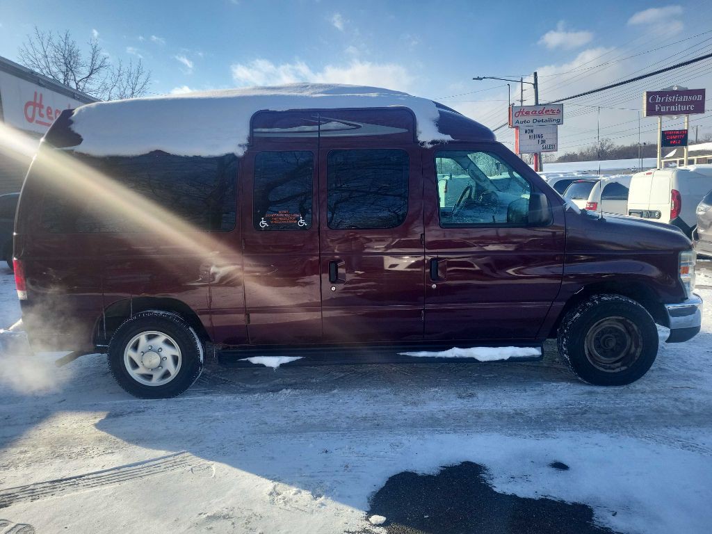 2008 Ford Econoline Image 5