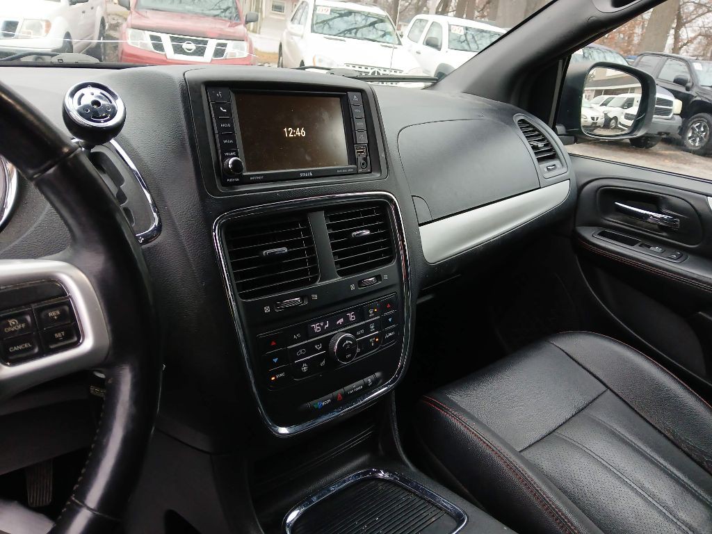 2017 Dodge Grand Caravan Image 18