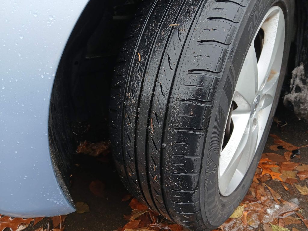 2013 Hyundai Elantra Image 14