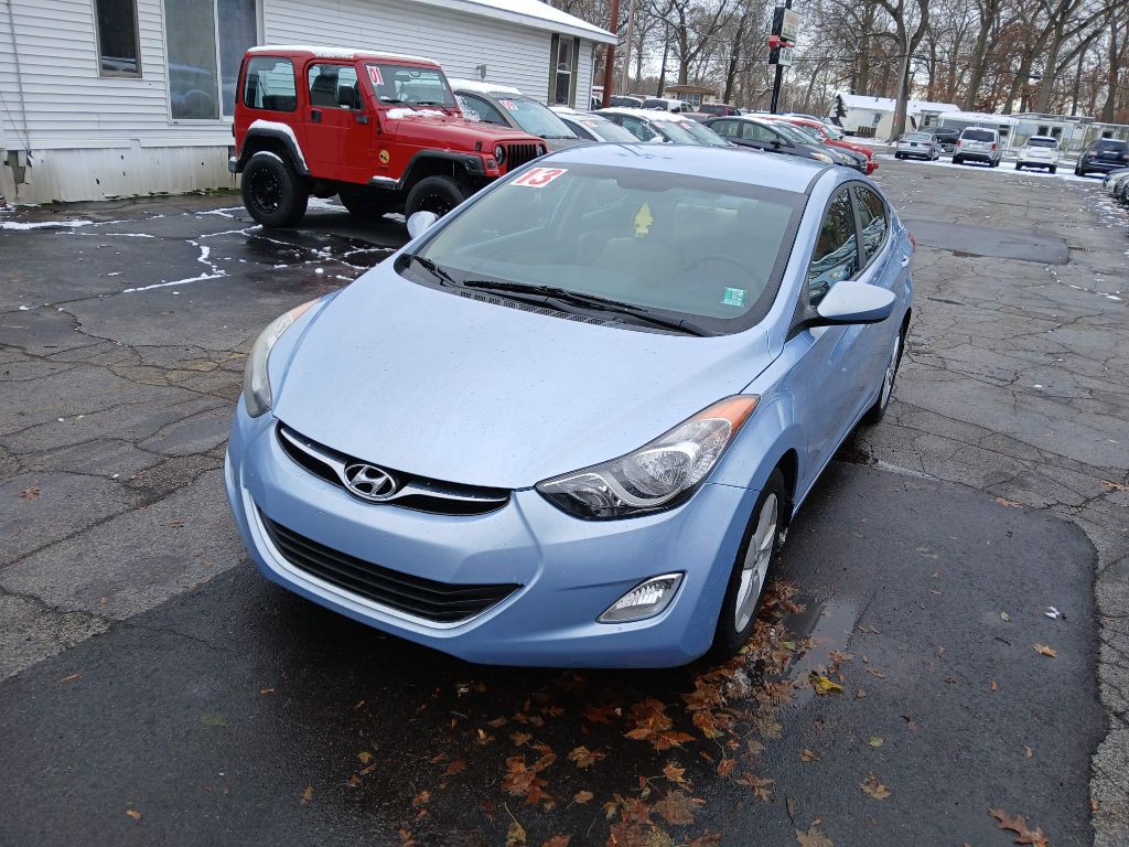 2013 Hyundai Elantra Image 1