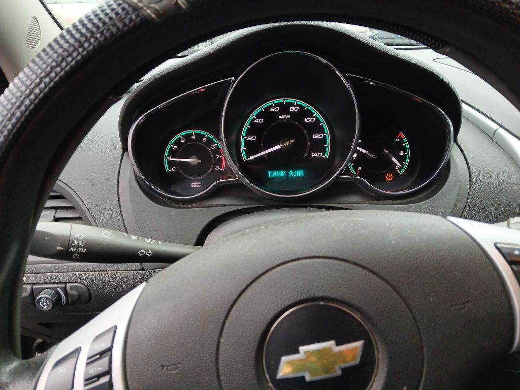 2012 Chevrolet Malibu Image 10