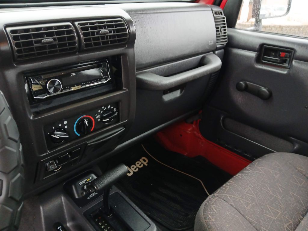 2001 Jeep Wrangler Image 12