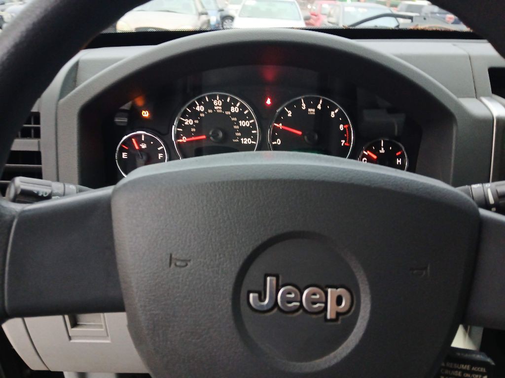 2008 Jeep Liberty Image 14