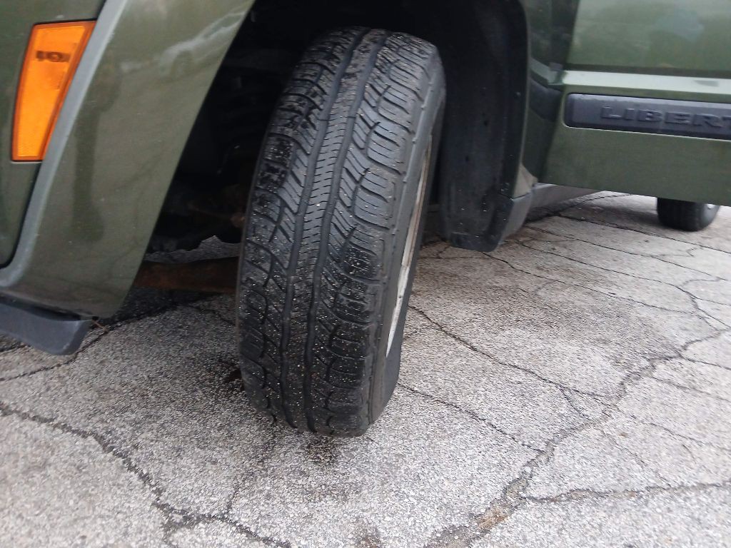 2008 Jeep Liberty Image 18