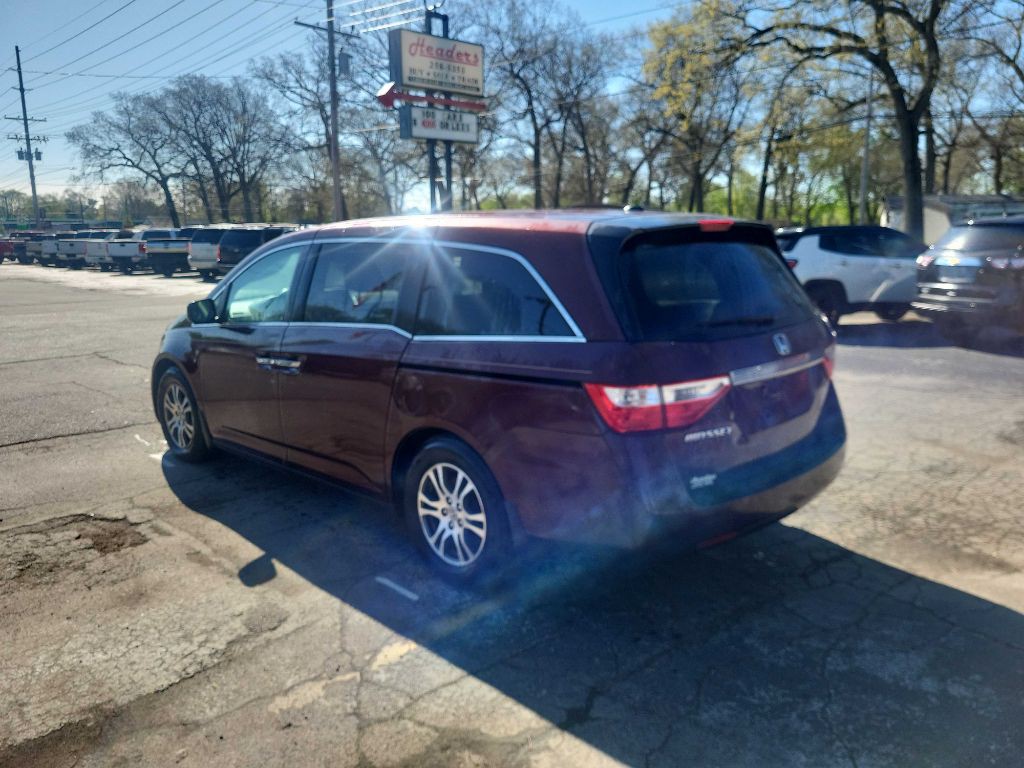 2012 Honda Odyssey Image 4