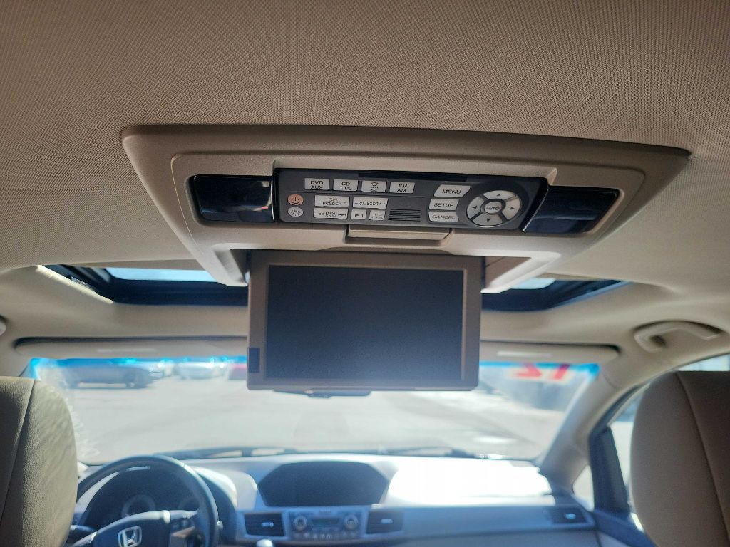2012 Honda Odyssey Image 10
