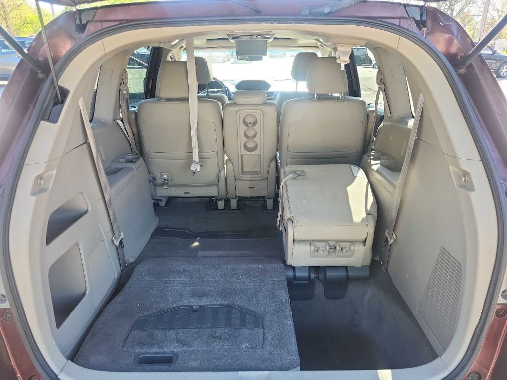2012 Honda Odyssey Image 11