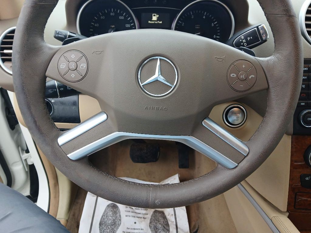 2009 Mercedes-Benz M-Class Image 15