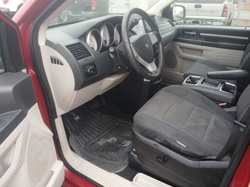2008 Dodge Grand Caravan Image 9