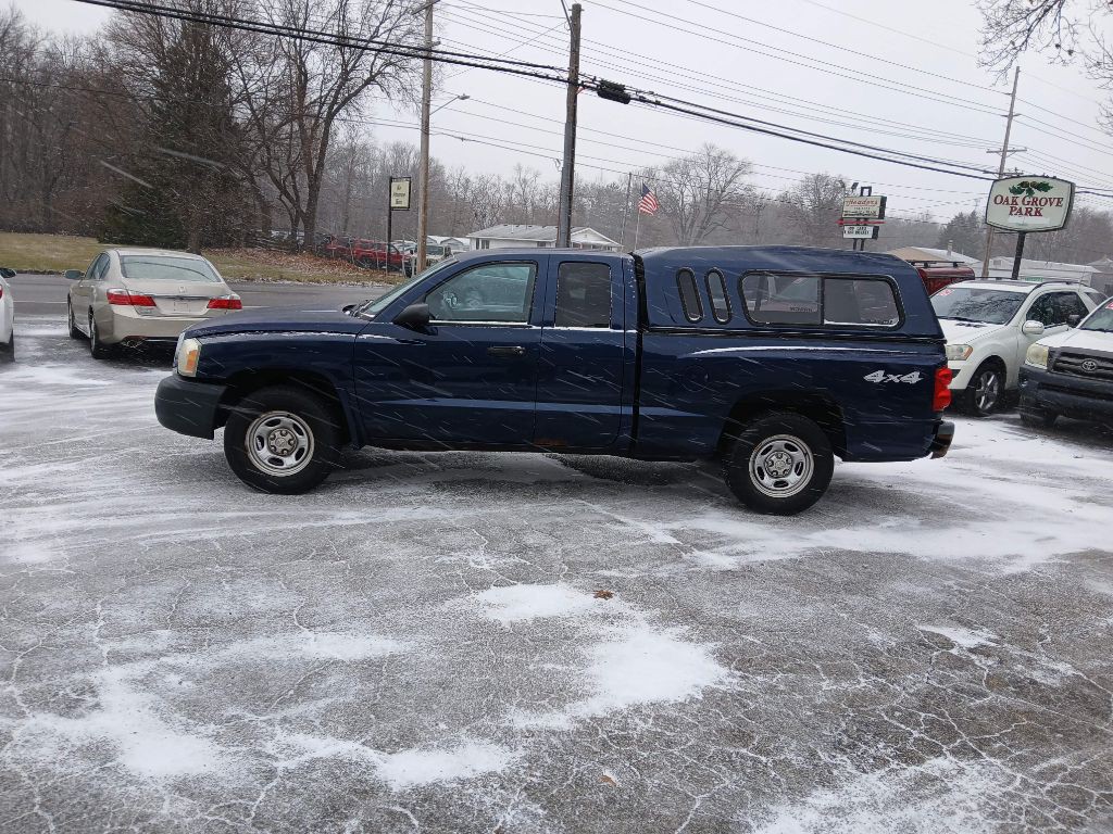 2006 Dodge Dakota Image 3