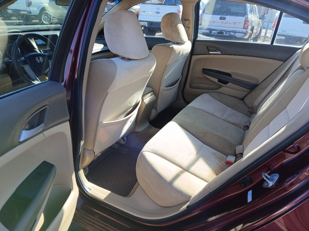 2010 Honda Accord Image 10