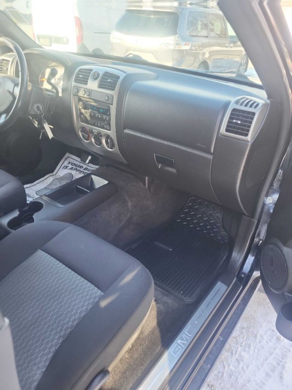 2011 GMC Canyon Image 4