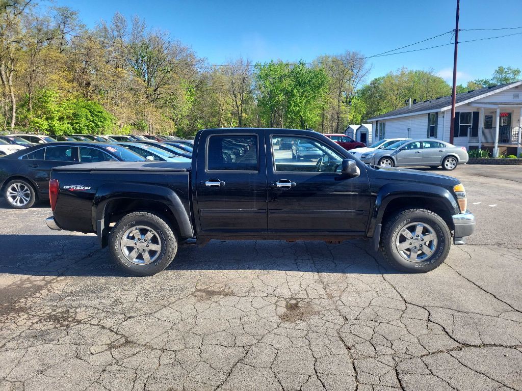 2011 GMC Canyon Image 2