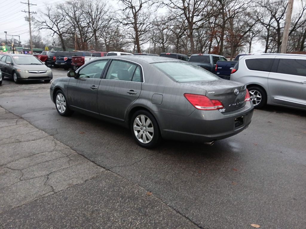 2007 Toyota Avalon Image 4
