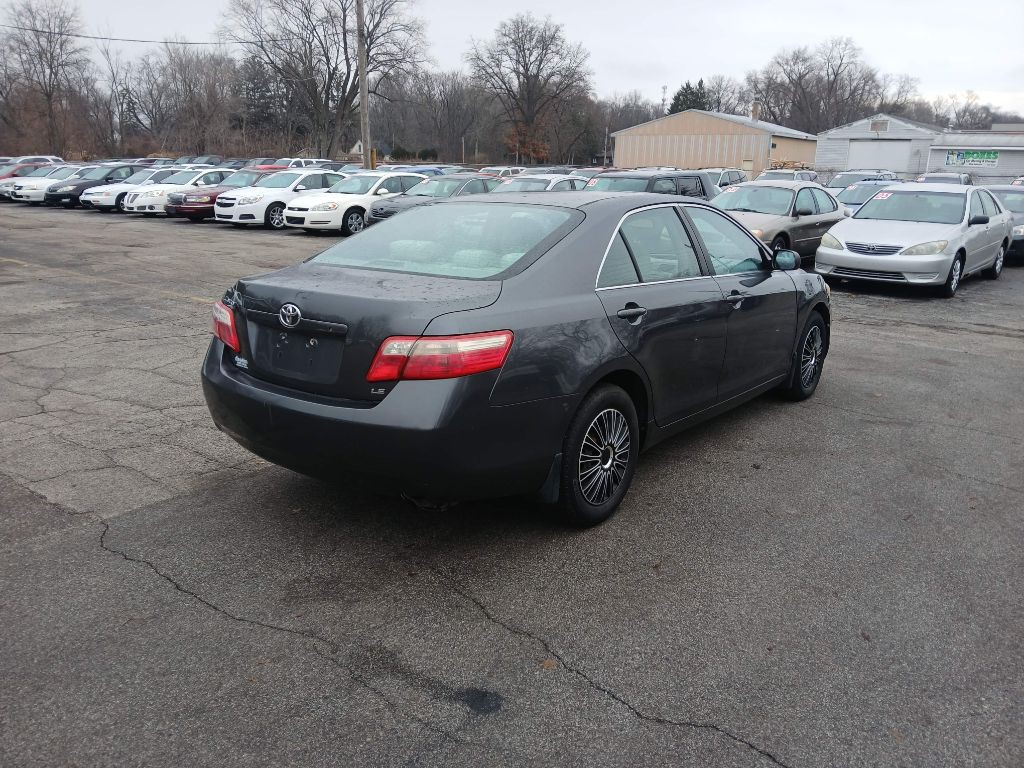 2008 Toyota Camry Image 2