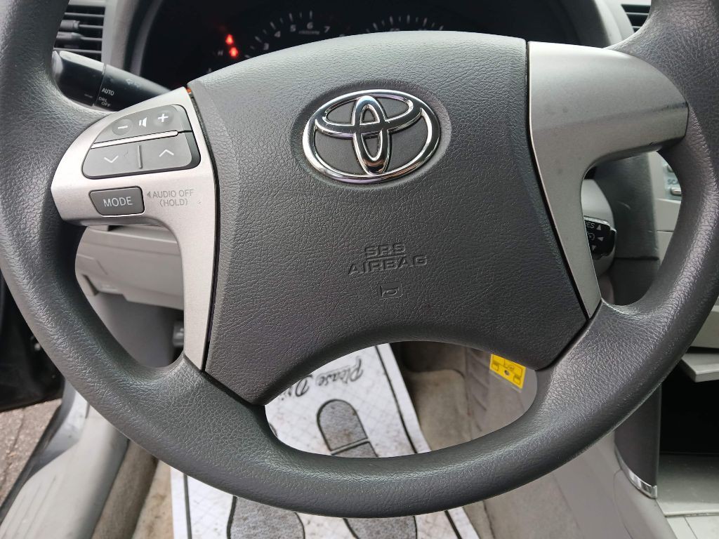 2008 Toyota Camry Image 32