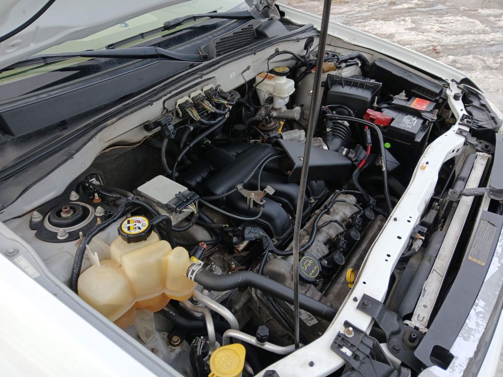 2008 Ford Escape Image 16