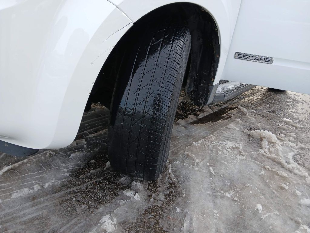 2008 Ford Escape Image 17