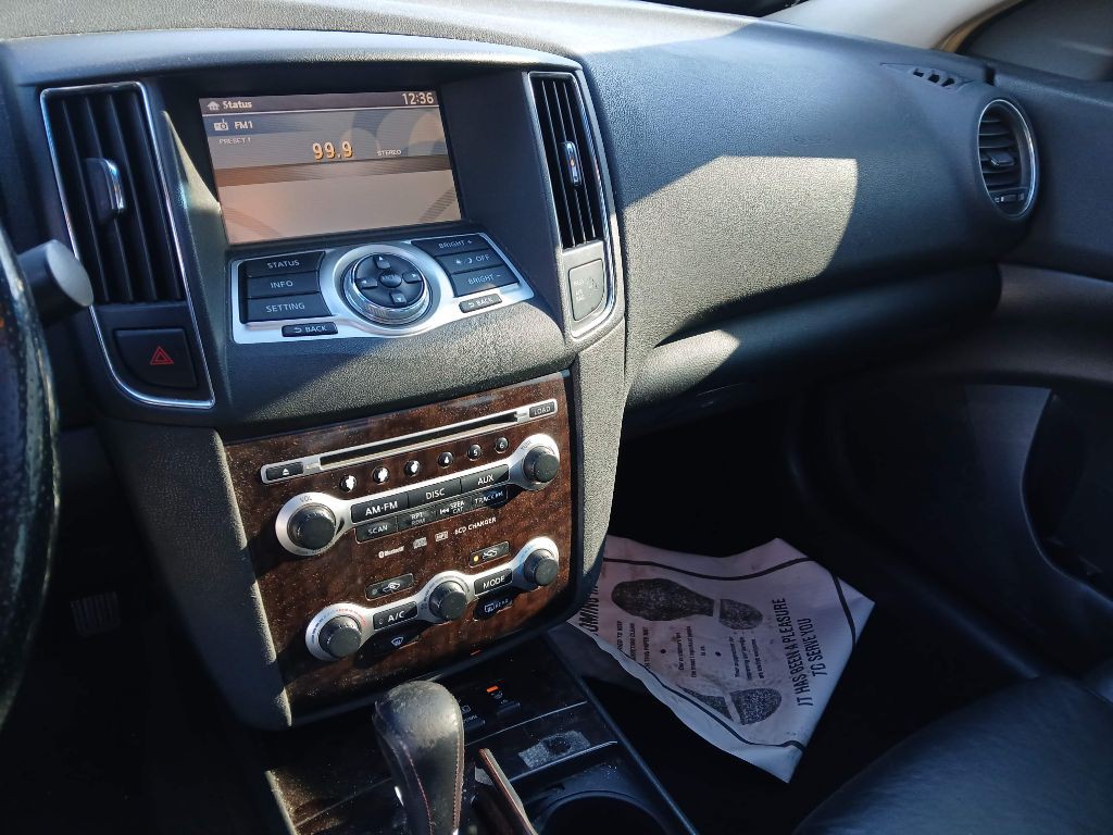 2009 Nissan Maxima Image 13