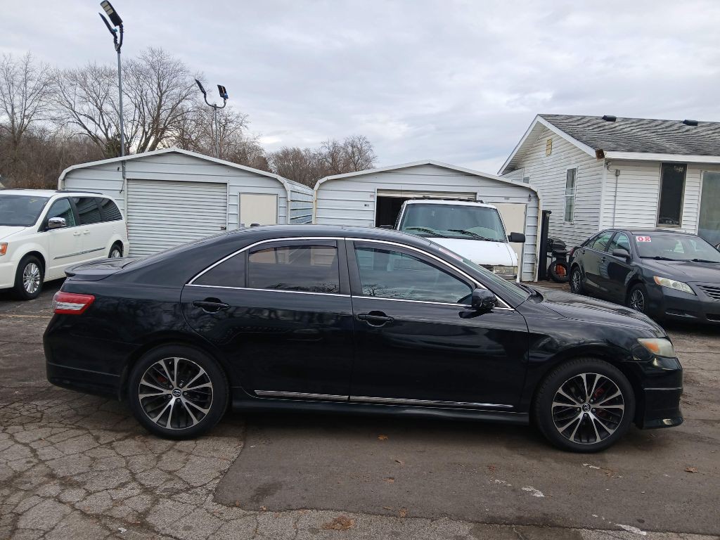 2011 Toyota Camry Image 8