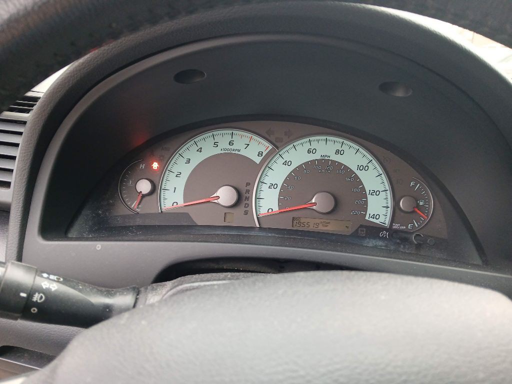 2011 Toyota Camry Image 15