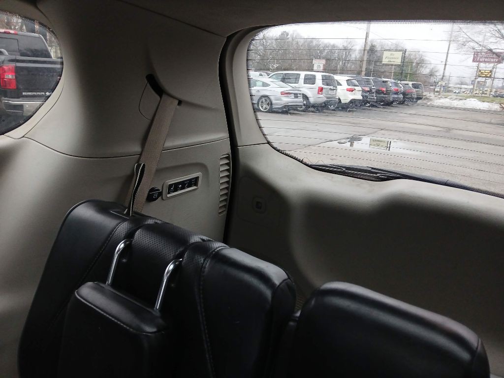 2018 Chrysler Pacifica Image 18